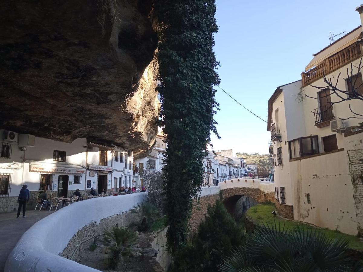 Casa Rural Abril Setenil De Las Bodegas Esterno foto